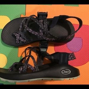 Women’s Chaco size 6